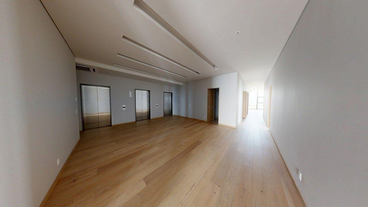 Vestíbulo con elevador privado, penthouse en renta Santa Fe CDMX